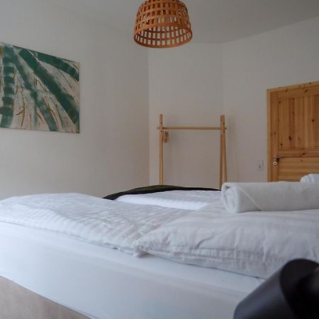 Amao-Brown I Exklusives City-Apartment I 85Qm I Privatparkplatz & Komfort I King-Size Bed Lahr  Exterior foto