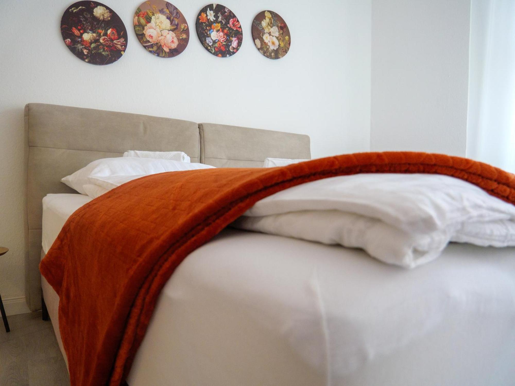 Amao-Brown I Exklusives City-Apartment I 85Qm I Privatparkplatz & Komfort I King-Size Bed Lahr  Exterior foto