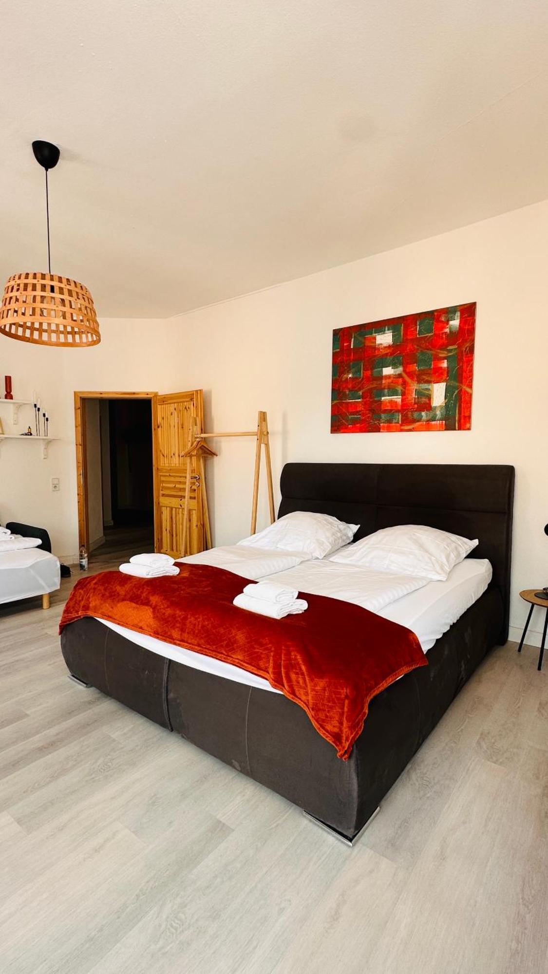 Amao-Brown I Exklusives City-Apartment I 85Qm I Privatparkplatz & Komfort I King-Size Bed Lahr  Exterior foto
